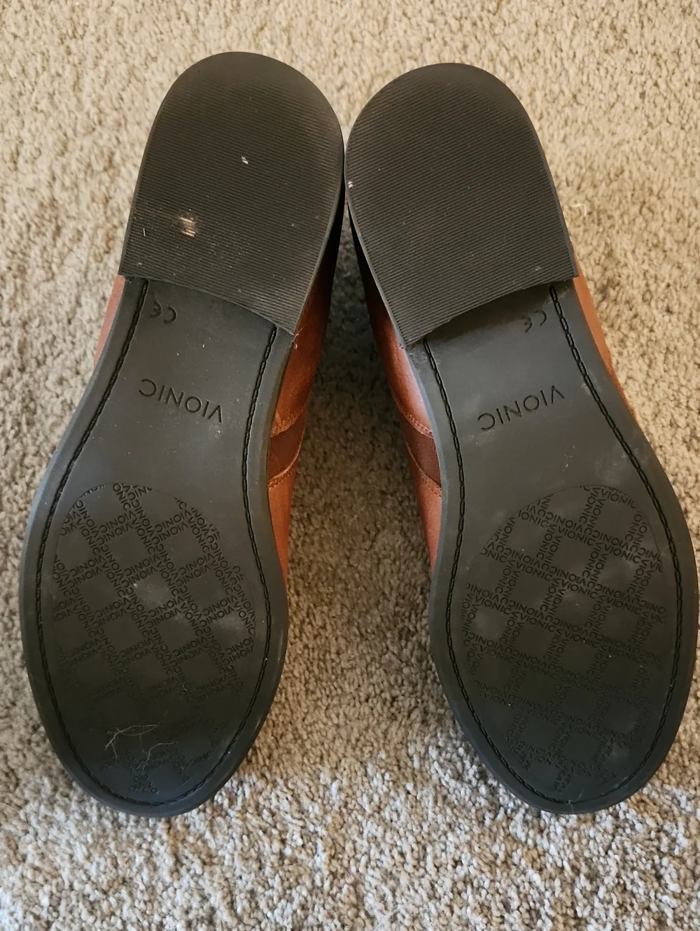 Vionic sleek brown